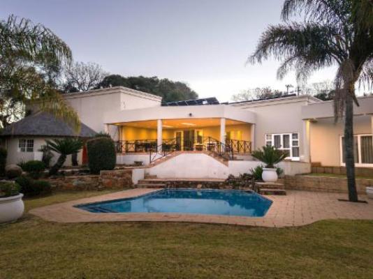 Beyond Wood Lodge - Pool view