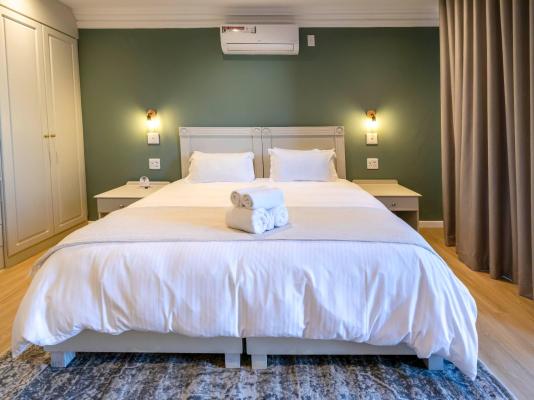 Beyond Wood Lodge - 275975