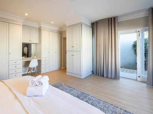 Beyond Wood Lodge - 275985