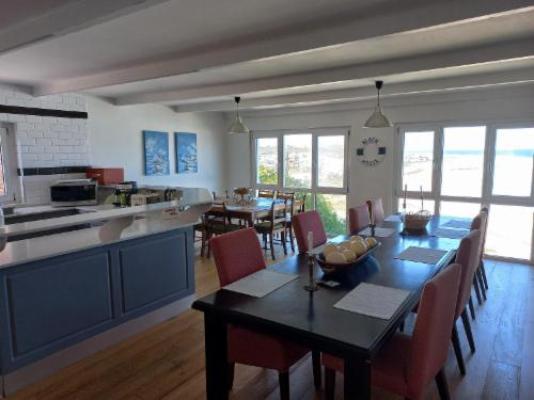 Swept Away Guesthouse - Breakfast area