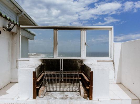 Swept Away Guesthouse - 276037