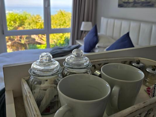 Swept Away Guesthouse - 276046