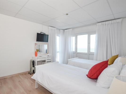 Swept Away Guesthouse - 276061