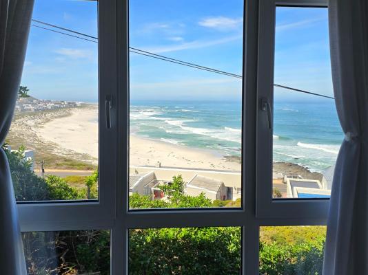 Swept Away Guesthouse - 276079