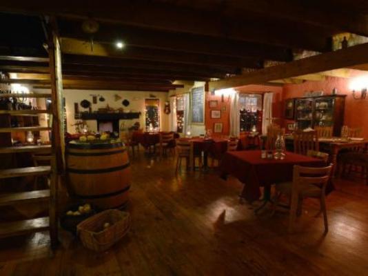 Kaijaiki Country Inn - Dining area