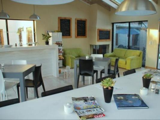 Kaijaiki Country Inn - Communal lounge/ TV room
