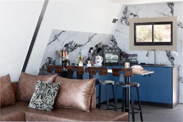Peace Haven at Windfarm Accommodation - Dining area