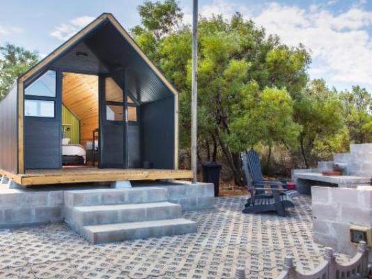 Peace Haven at Windfarm Accommodation - Property / Building