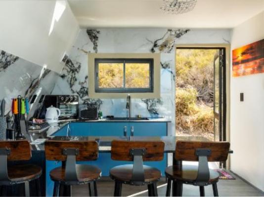 Peace Haven at Windfarm Accommodation - Breakfast area