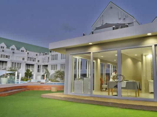Krystal Beach Hotel - 276274
