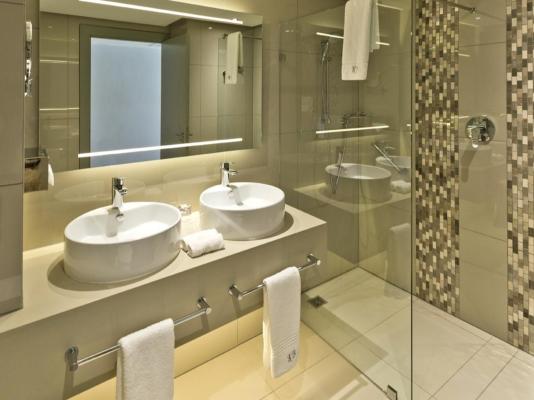 Room image 2