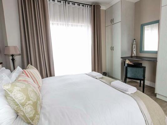 Room image 1