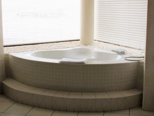 Room image 3