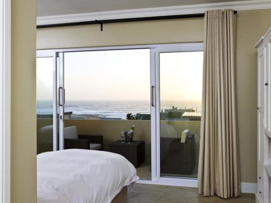 Room image 1