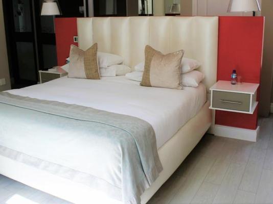 Room image 1