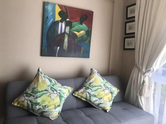 Room image 3