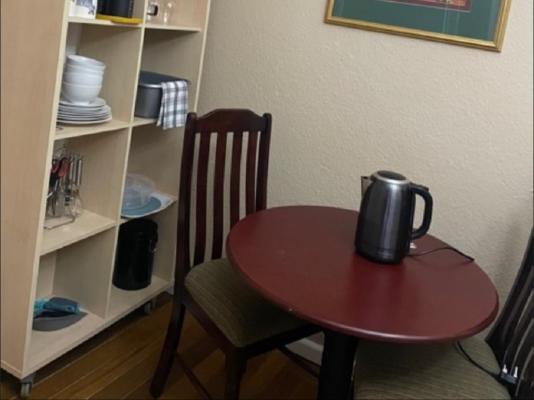 Room image 4