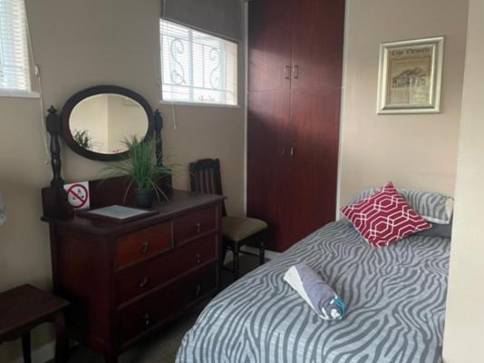 Authentic Newlands - 276834