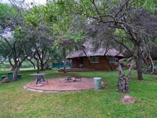 Selfsorg Self-Catering Lodge - Garden