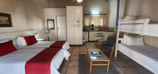 Room image 1