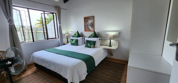 Room image 8