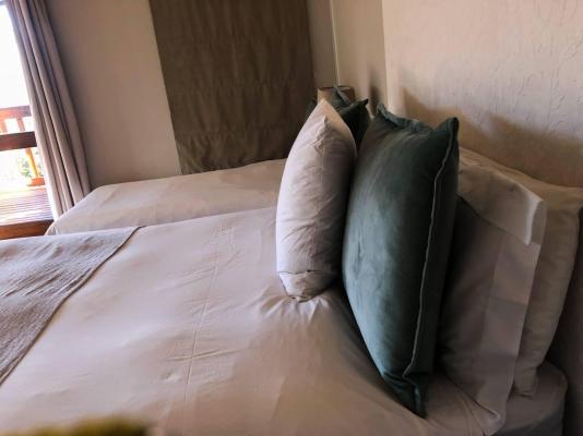 Room image 2
