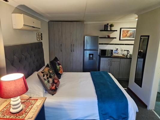 Room image 1