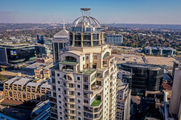 Michelangelo Towers - 277099