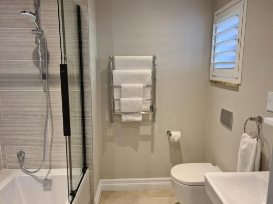 Room image 5