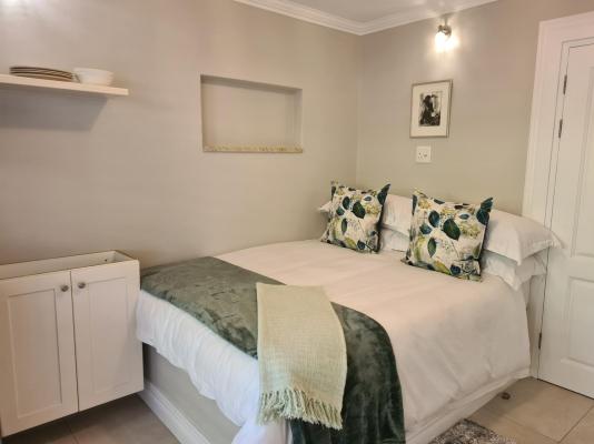 Amberhall Guesthouse  - 277177