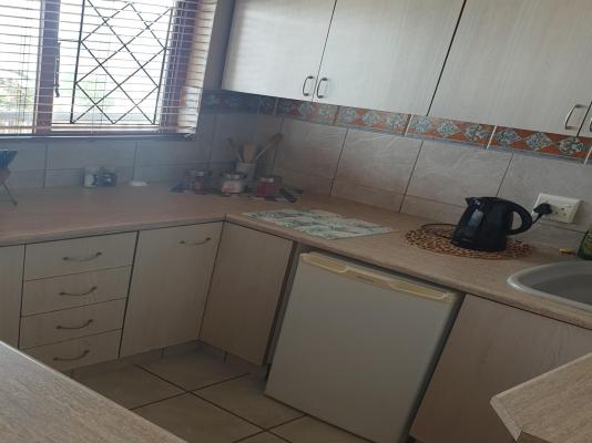 Room image 4