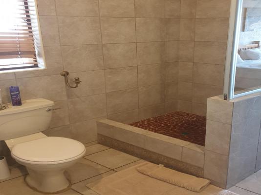 Room image 13