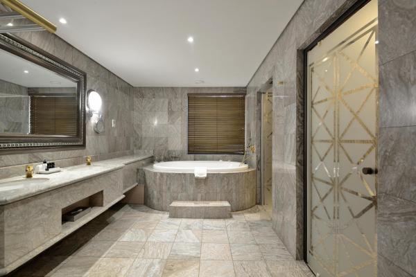 Windhoek Country Club Resort - 277283
