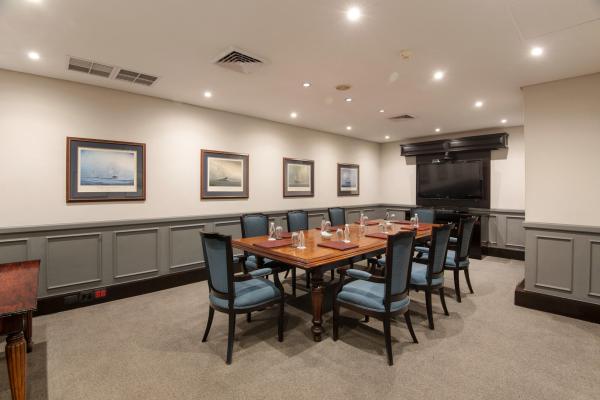 The Commodore Hotel - 277290