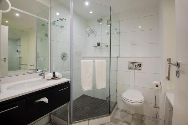 The Commodore Hotel - 277309