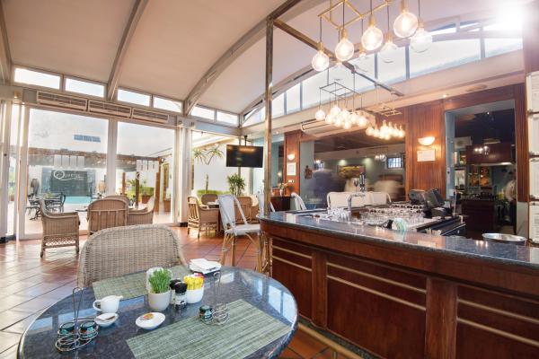 The PortsWood Hotel - 277328