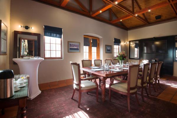 The PortsWood Hotel - 277339