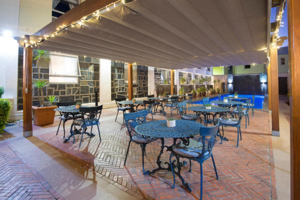 The PortsWood Hotel - 277342