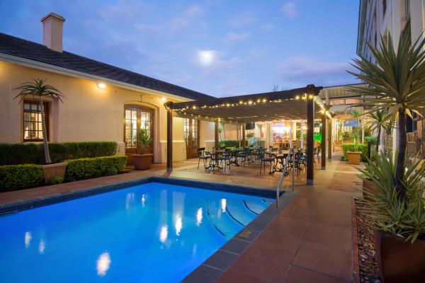 The PortsWood Hotel - 277344