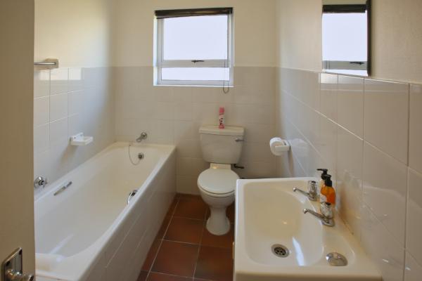 Lazy Lagoon Langebaan Self-catering - 277355