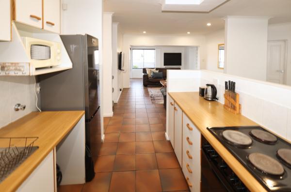 Lazy Lagoon Langebaan Self-catering - 277371