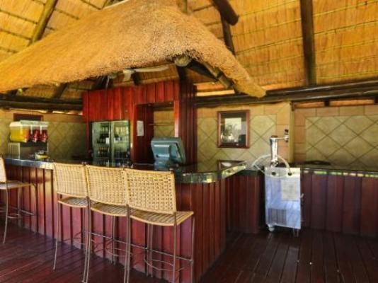 Bakubung Self-Catering Chalets - Lounge or bar