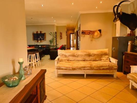 Skilpadvlei Accommodation - Living Room
