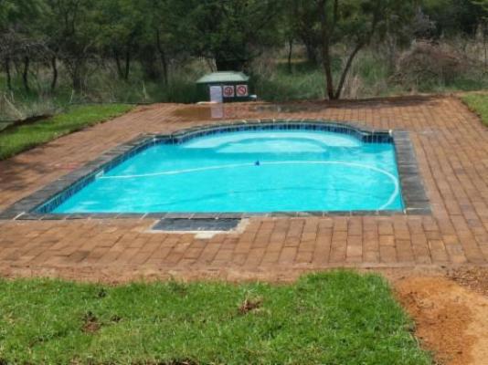 Umoya Private Retreat - Swimming pool