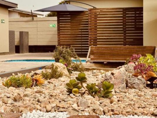 Sleeping Flamingo Self-Catering Accommodation - Facade or entrance