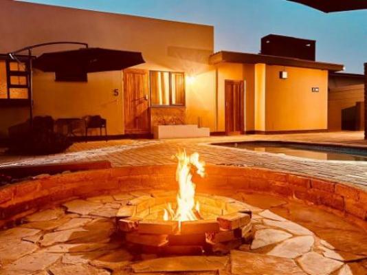 Sleeping Flamingo Self-Catering Accommodation - Braai/BBQ facilities