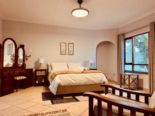 Room image 7