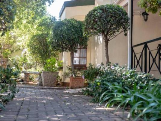 Atrium Guest House - Property / Building