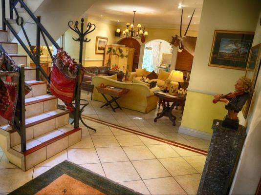 Auberge de Courtrai Guesthouse - 277819