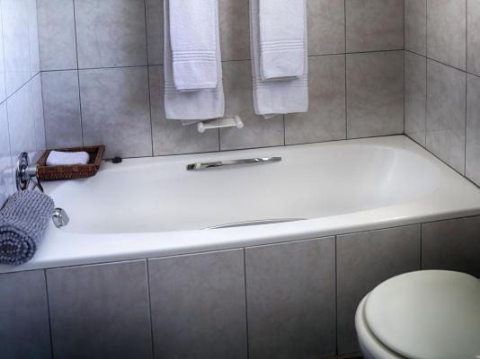 Room image 8